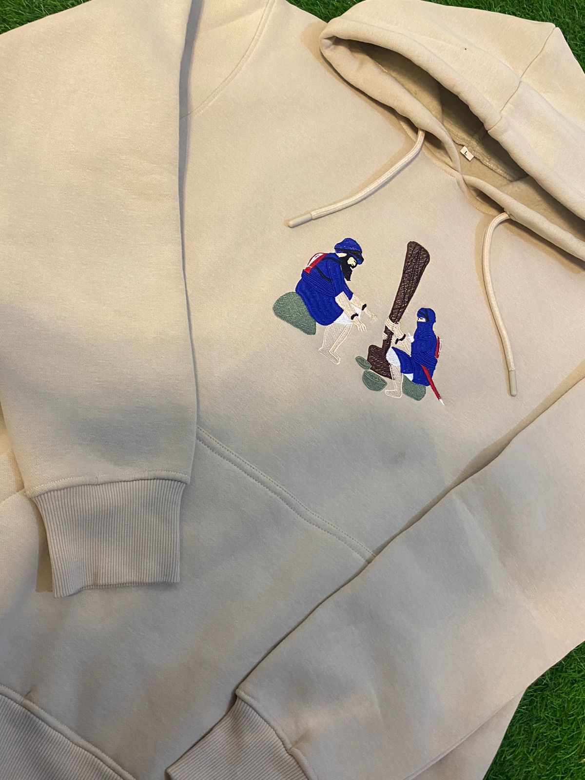 Ragra Hoodie Embroidery 🪡